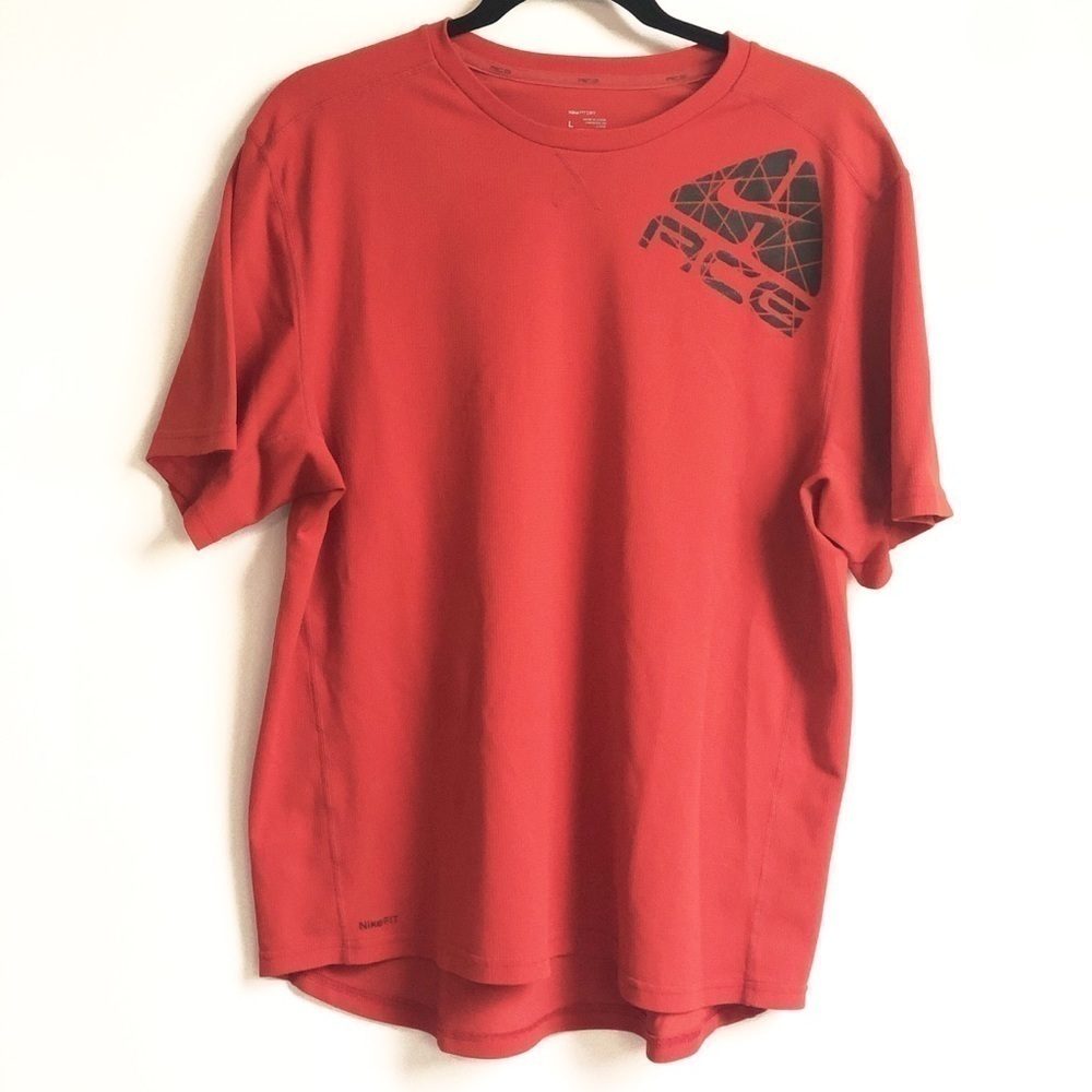 Nike ACG burnt orange men’s short sleeve shirt
